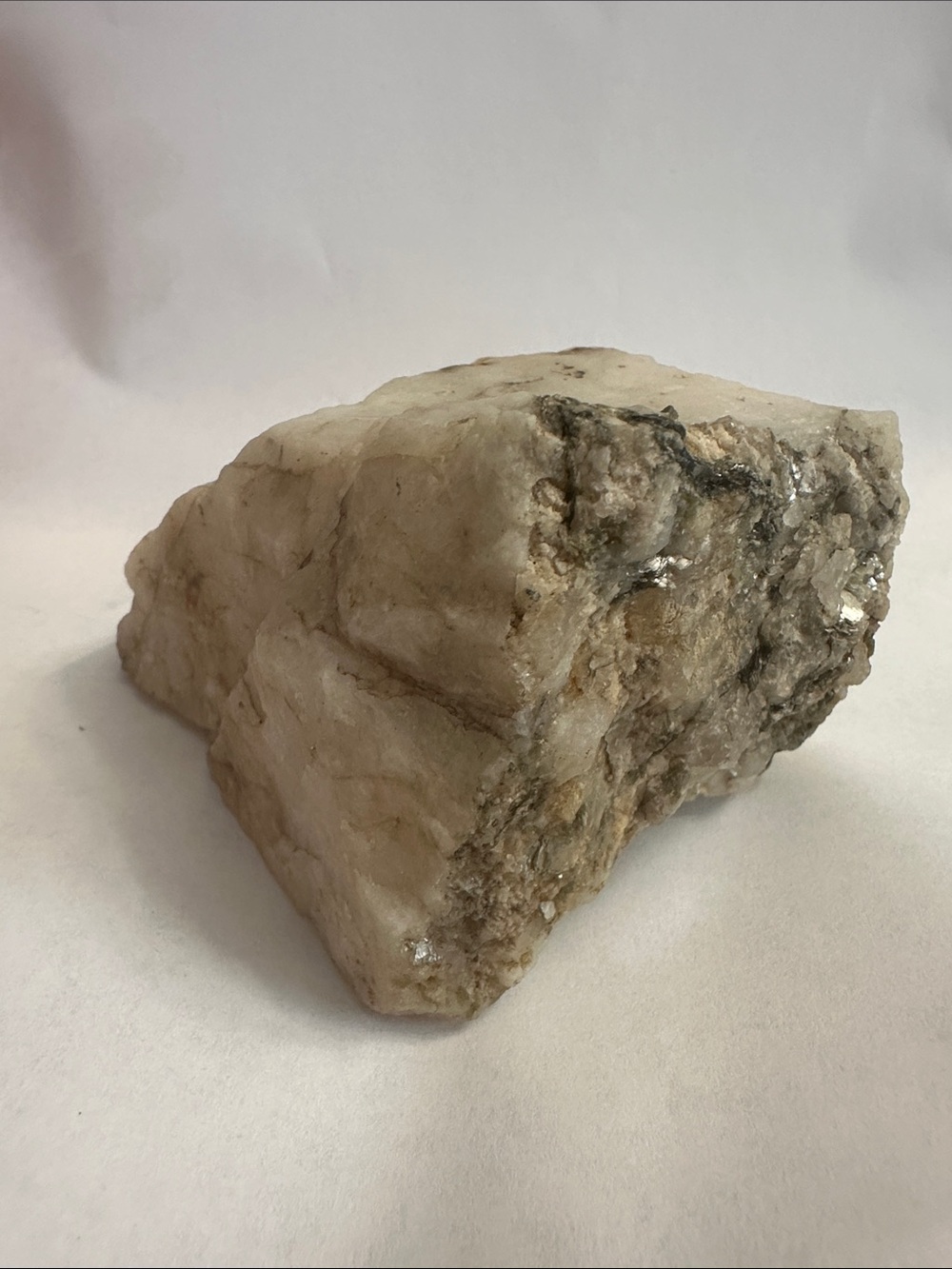 Natural White Quartz Stone Decorative Accent